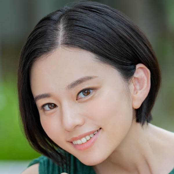 平井栞奈