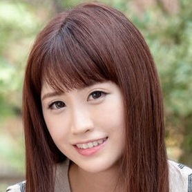 月山菜乃叶